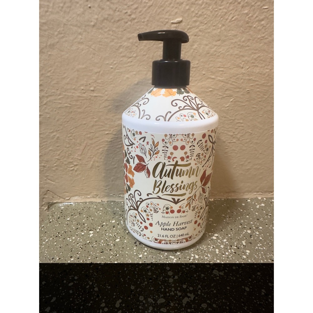 Maison de Baise Apple Harvest Hand Soap‎ Autumn Blessings 21.6 fl oz
